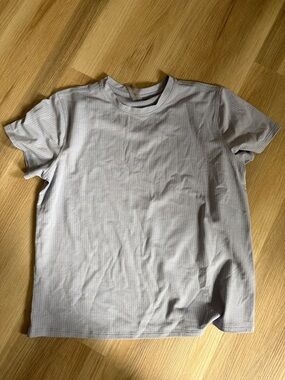 Outdoor Voices Light Gray/Blue Short-Sleeve Crewneck Tee